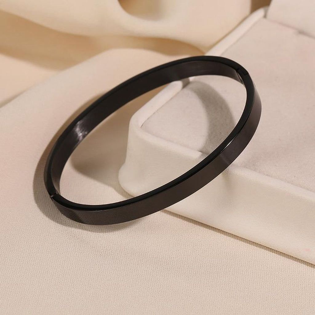 Black Gada Bracelet for Men