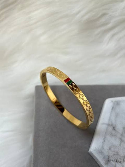 Luxury Unisex Stainless Steel Bracelet – Premium Gold & Silver Finish