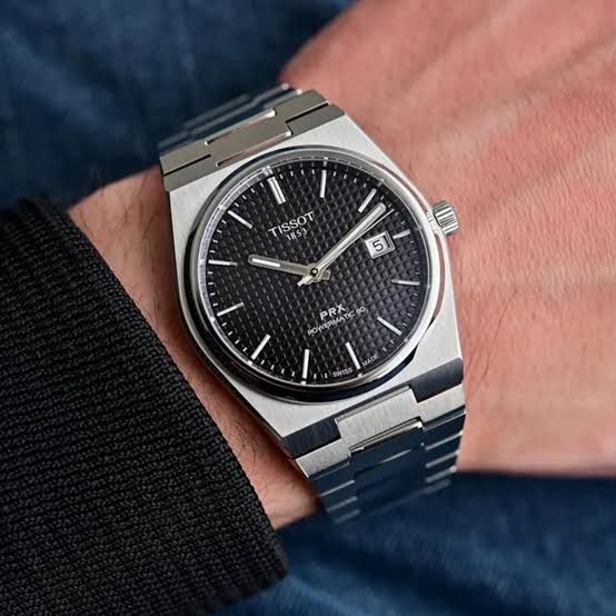Luxury Stainless Steel Men’s Watch – Classic Black Dial Edition