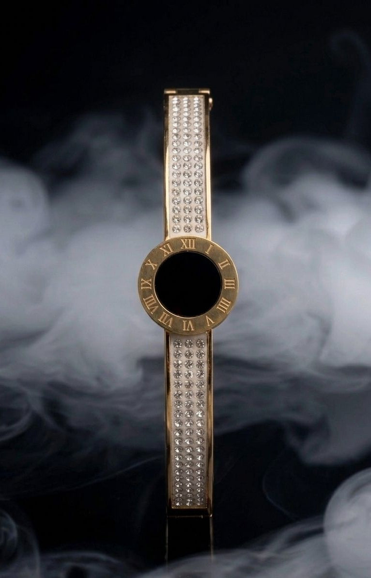Luxury Gold Crystal Bangle Bracelet with Black Stone – Elegant Women's Fashion Jewelry